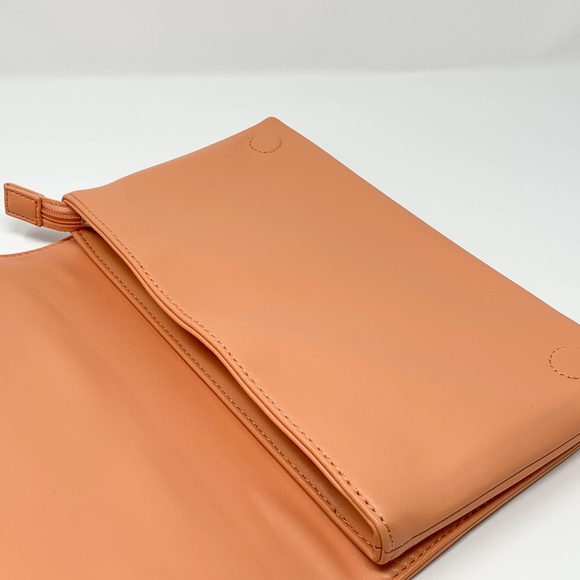 Matt & Nat Petite Loom Structured Clutch - Picture 4 of 4